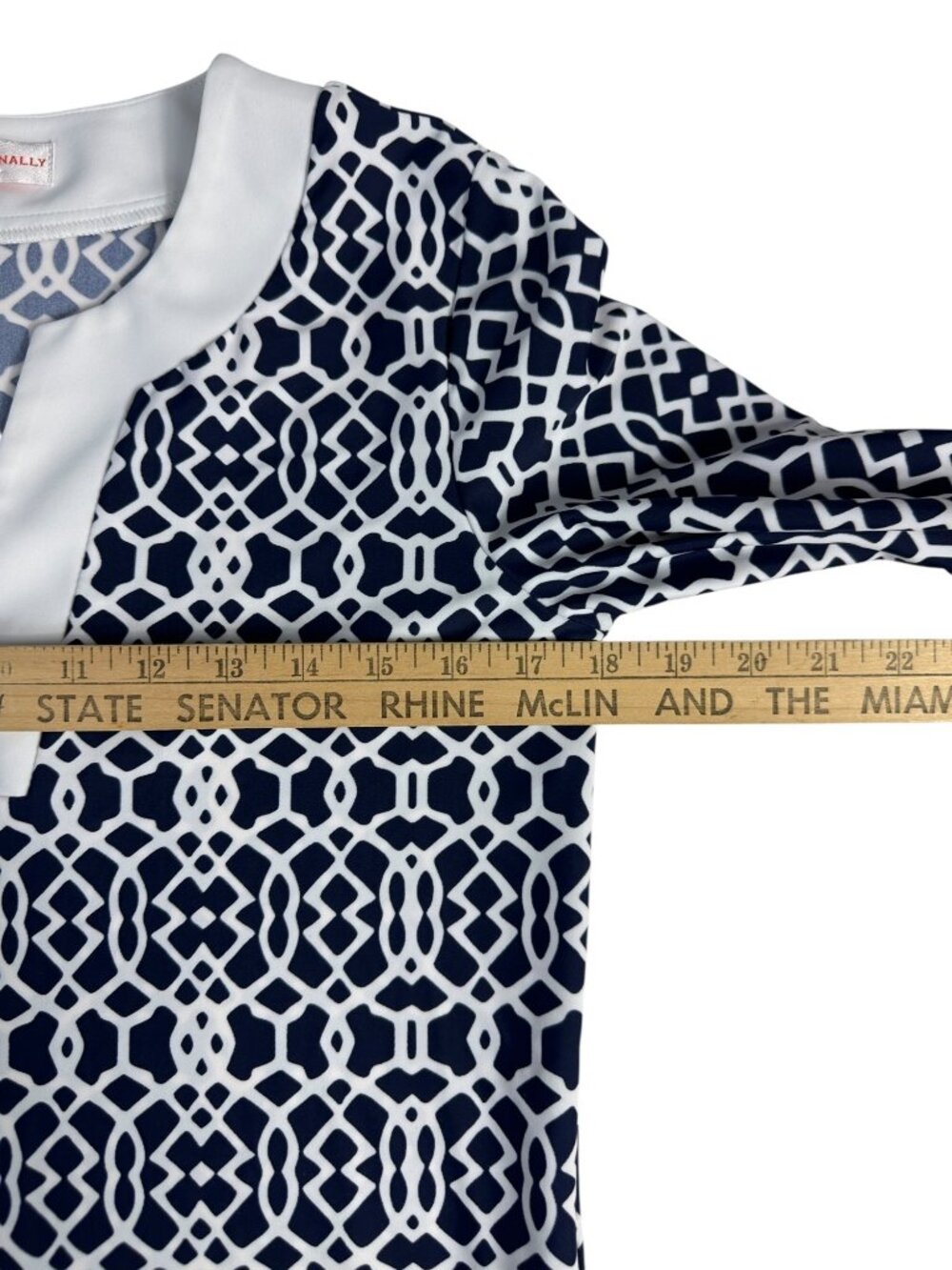 Jude Connally Megan Tunic Top Navy White Geo Print Medium - Picture 9 of 11